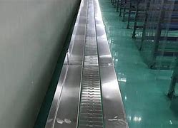 四向穿梭車立體倉(cāng)庫(kù)柔性輸送設(shè)備的特點(diǎn)是什么？